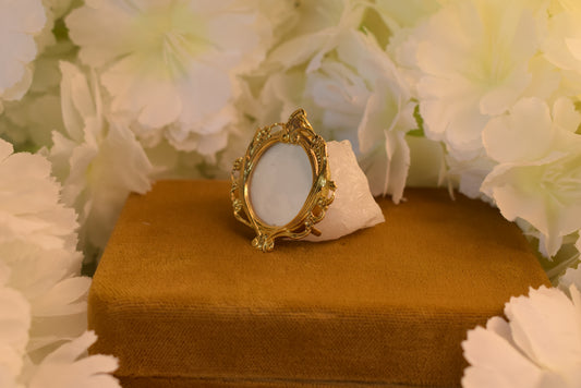 Antique Art Nouveau Photo Locket – Gilt Metal – Circa 1900 – Domed Glass
