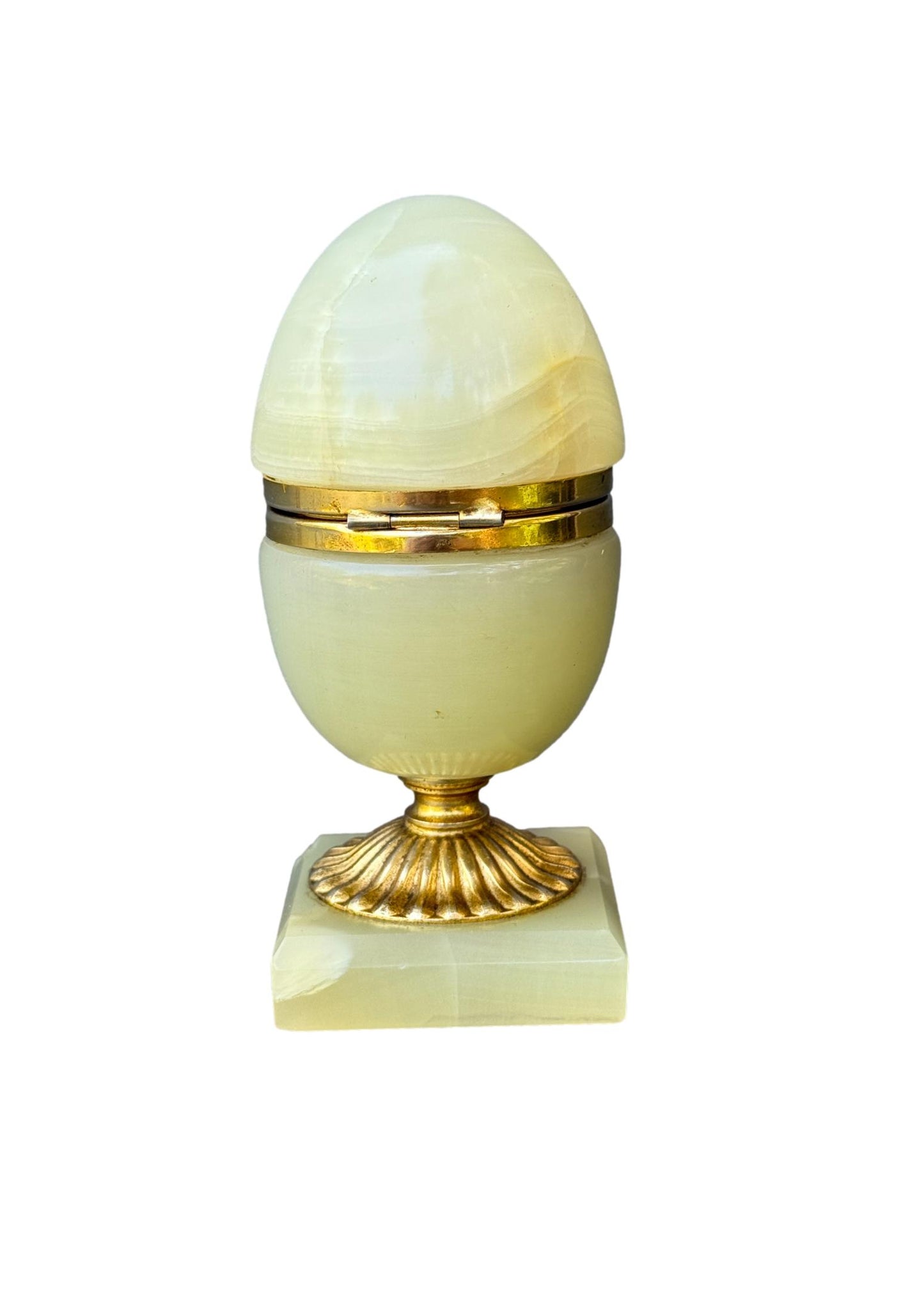 Vintage onyx egg-shaped jewelry box with gold-toned base and white-yellow stone, 1970s design