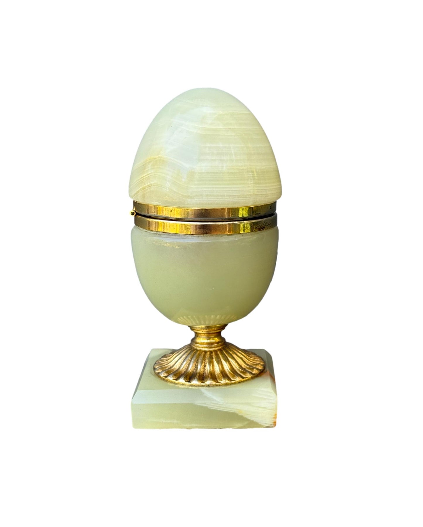 Vintage onyx egg-shaped jewelry box with gold-toned base and white-yellow stone, 1970s design