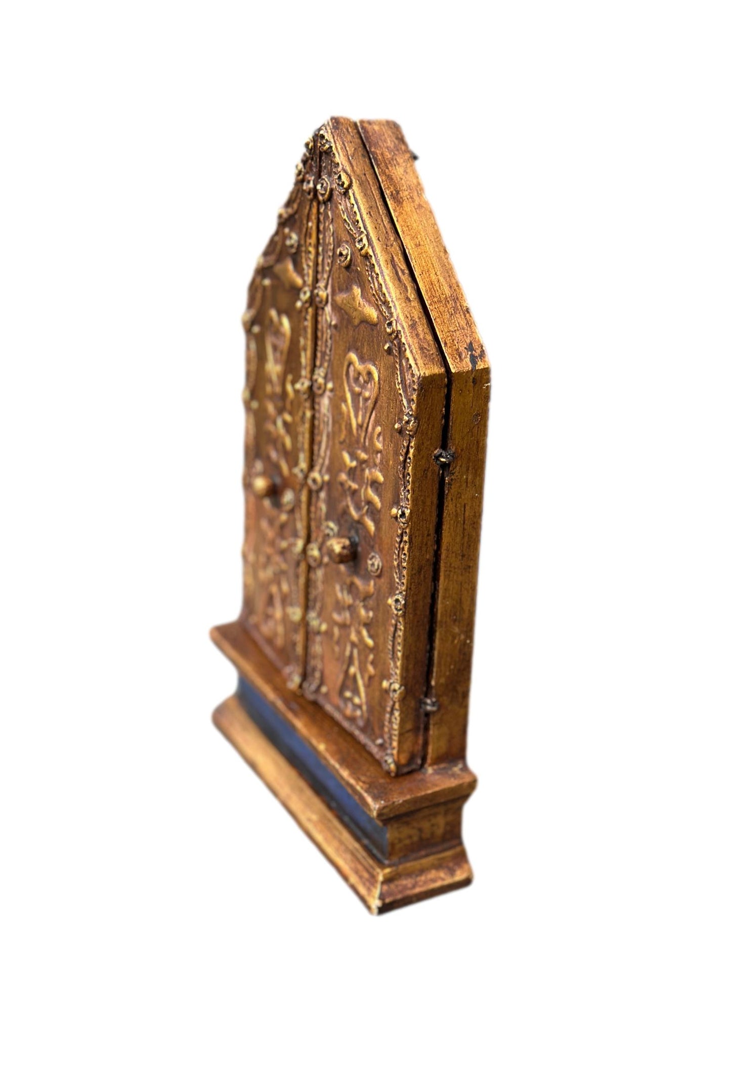 Antique Italian Religious Triptych, Virgin and Child, Gilded Wood – 1930s Florentine Sacred Art