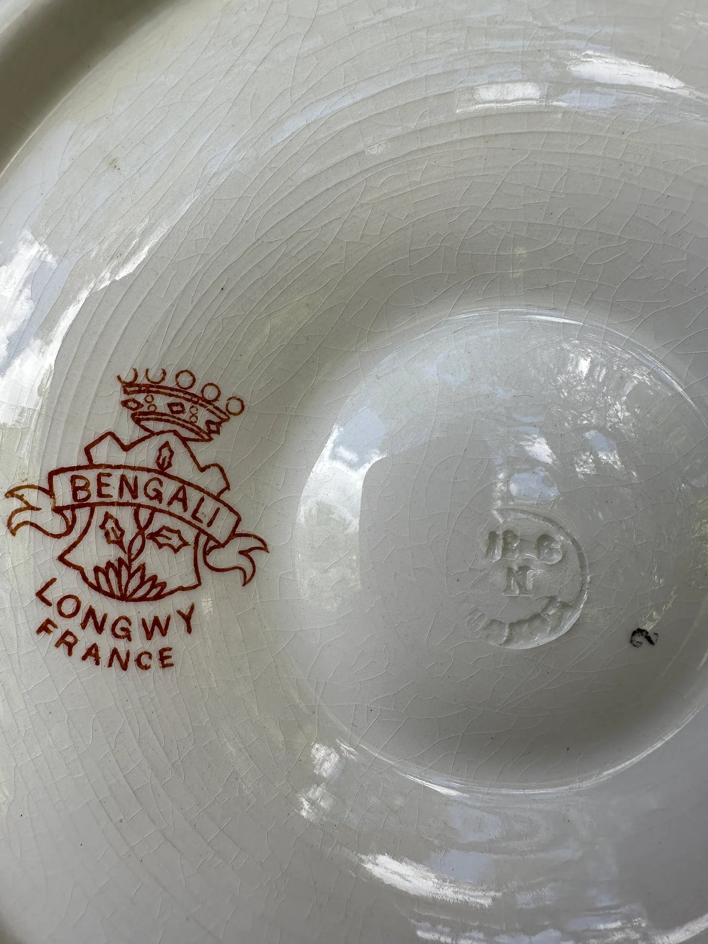 Longwy "Bengali" Majolica Scalloped Oyster Plate