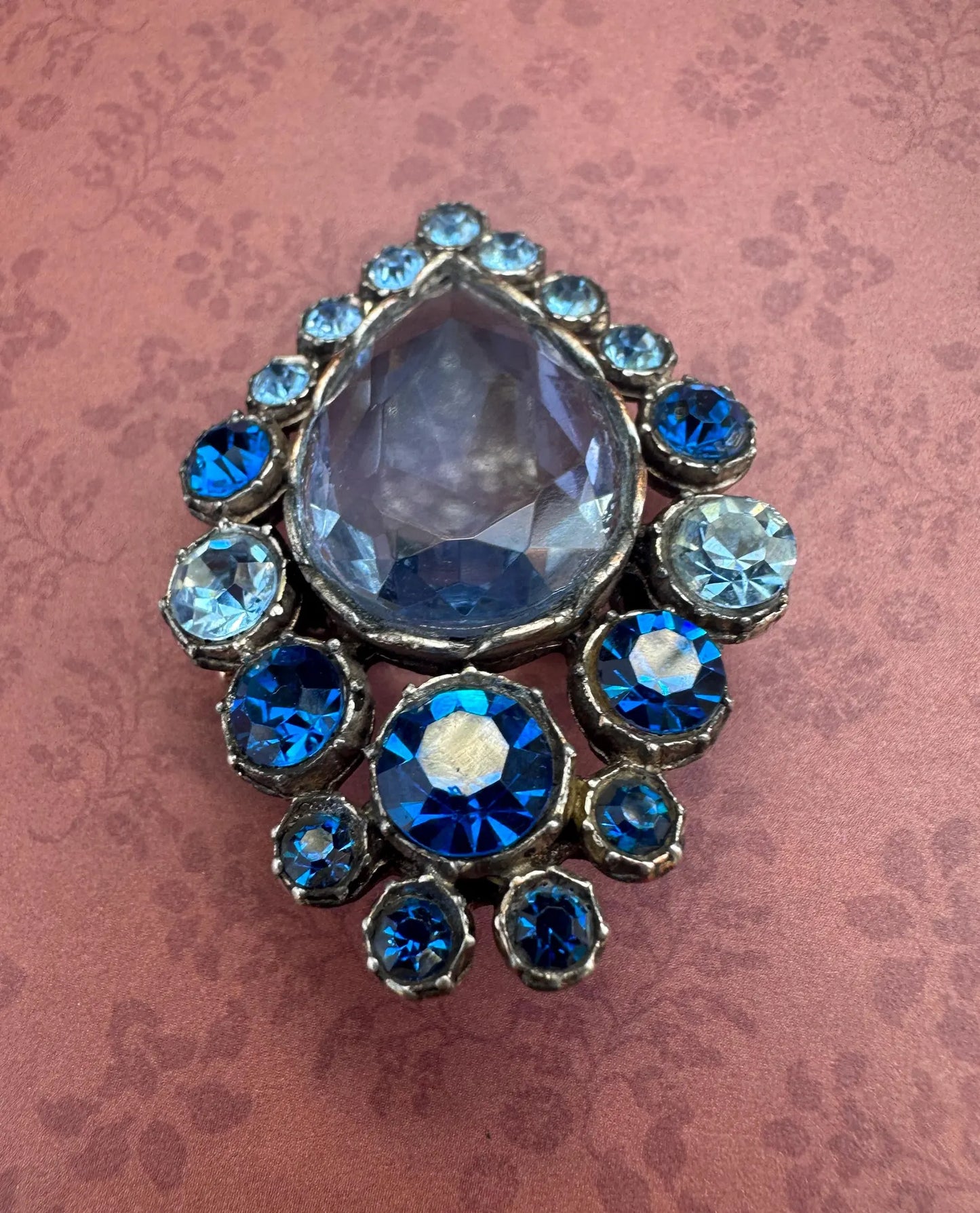 Art Nouveau Brooch Silver Plated Metal