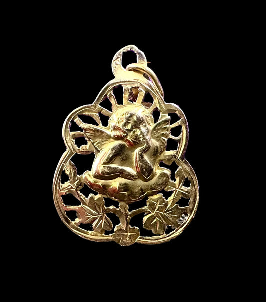 18K gold medal pendant featuring Archangel Raphael. A beautifully crafted religious piece, perfect for spiritual devotion or as a meaningful gift.