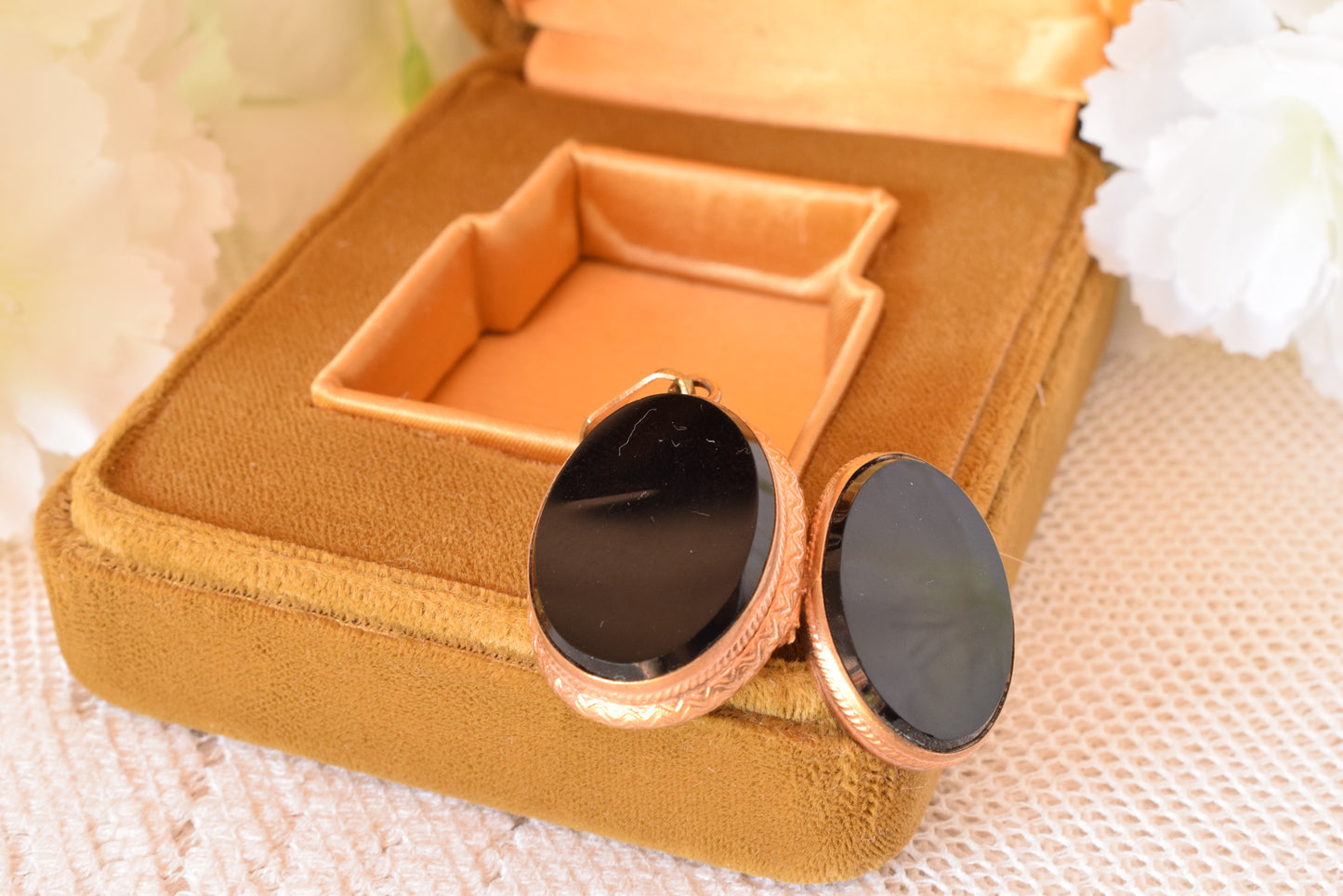 Antique Victorian Oval Locket Pendant, Gold Filled Black Cabochon, 1880s-1900s Mourning Style Jewelry, Photo Locket Necklace