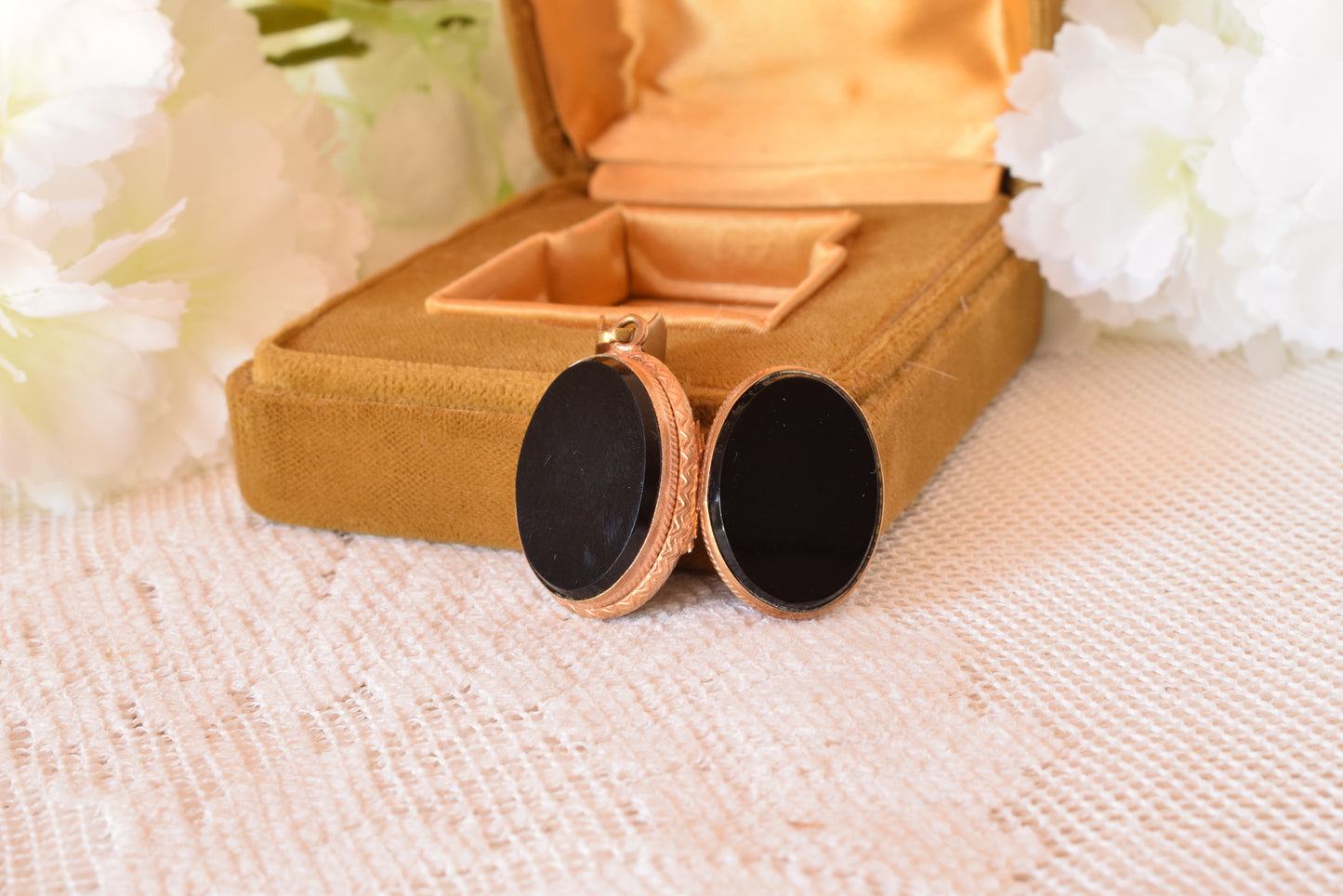Antique Victorian Oval Locket Pendant, Gold Filled Black Cabochon, 1880s-1900s Mourning Style Jewelry, Photo Locket Necklace