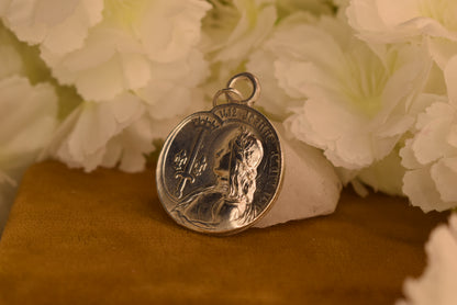 Antique French Joan of Arc Medal – Signed BARGAS – Silver-Plated Bronze – Late 19th / Early 20th Century