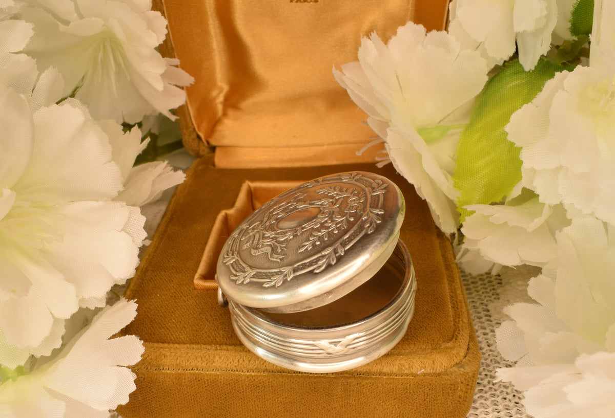 Antique French Sterling Silver Pendant Box, Vermeil Interior, Laurel Wreath, Belle Époque Locket Pill Box, Engravable Cartouche, 35mm