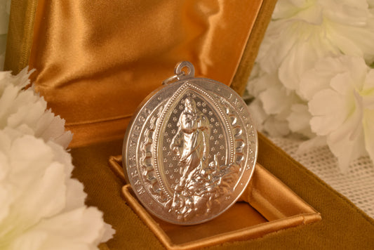 Antique Silvered Bronze Immaculate Virgin Mary Medal – Religious Pendant Gothic Revival Late 19th Early 20th Century – Maria Virgo Immaculata
