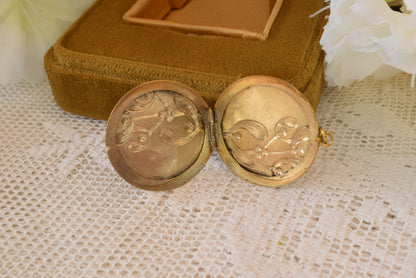 Antique Art Nouveau Gold Filled Locket, Mistletoe Flower Repoussé Pendant, French Round Photo Locket 28mm