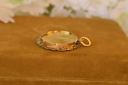 Antique Art Nouveau Vermeil Photo Locket – Gold-Plated Silver – Floral Design – Circa 1900