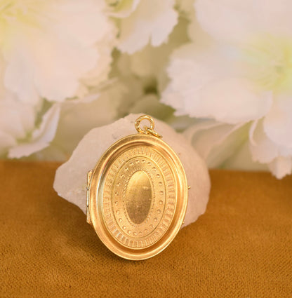 Antique 19th Century Gold Plated Sterling Silver Locket – Oval Photo Locket – Victorian Keepsake Pendant