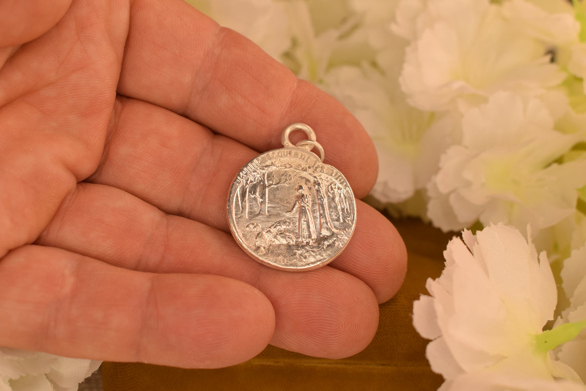 Antique French Joan of Arc Medal – Signed BARGAS – Silver-Plated Bronze – Late 19th / Early 20th Century