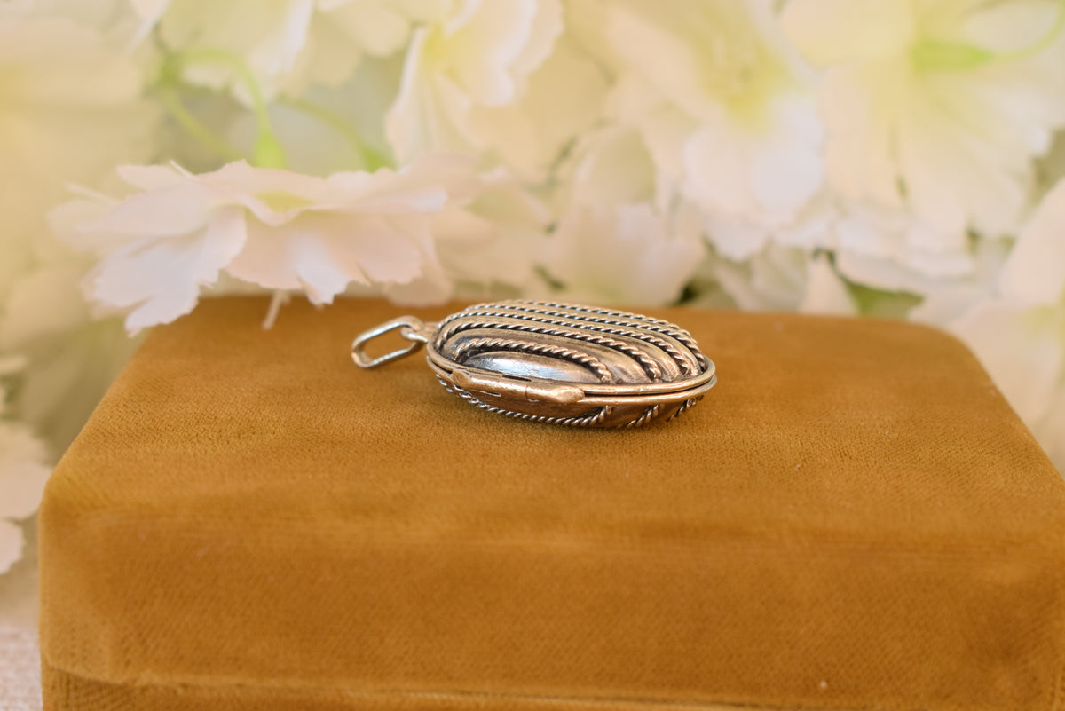 Antique 19th Century Sterling Silver Photo Locket – Oval Silver Pendant – Removable Glass – French Antique Jewelry