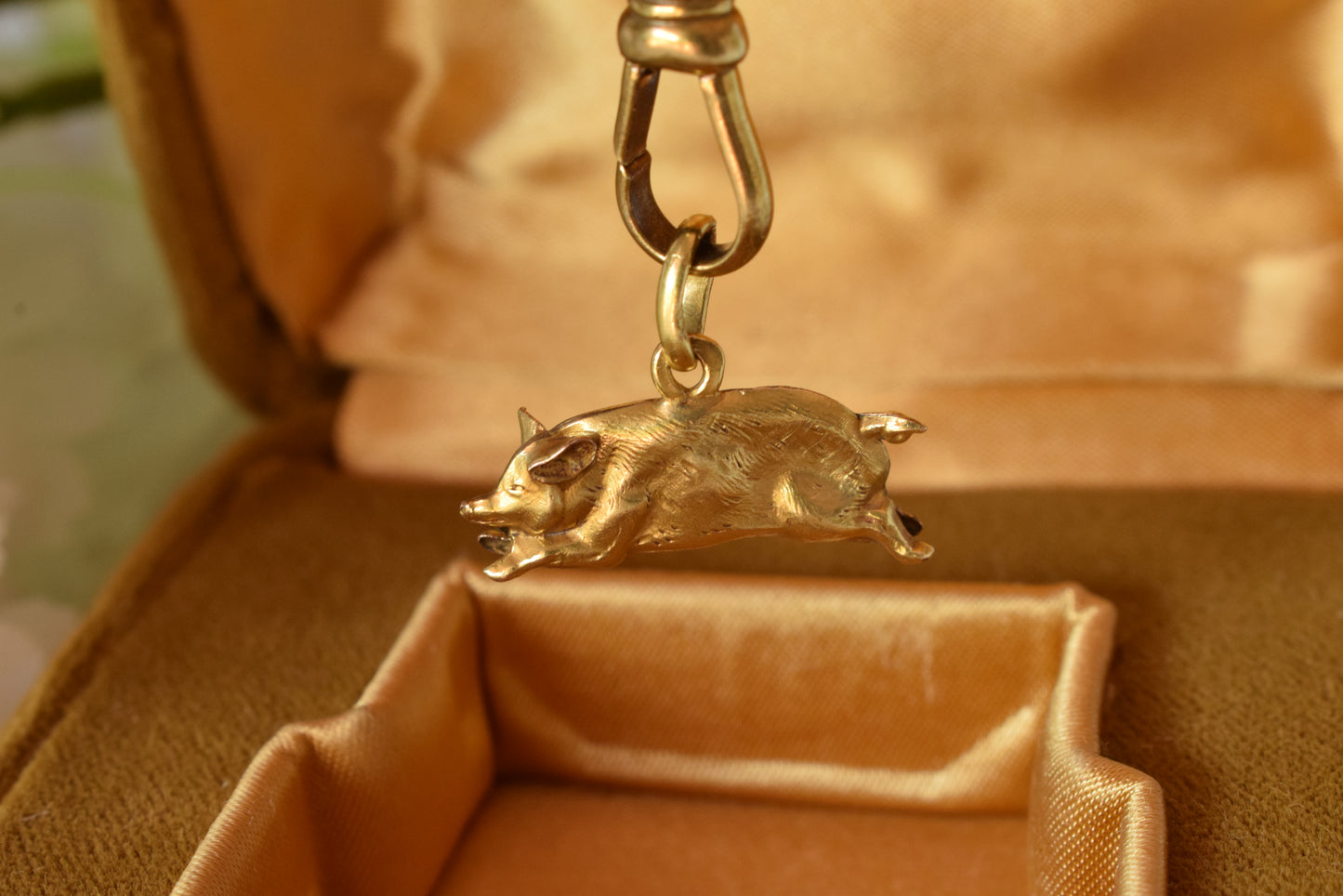 Antique 18K Gold Plated Pig Charm, Signed Oria, French Rolled Gold Fob Pendant, Belle Époque Charm Bracelet Jewelry