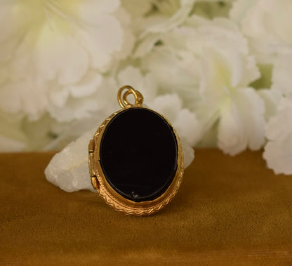 Antique 19th Century Black Onyx Locket – Gilt Brass Oval Photo Locket – Victorian Keepsake Pendant