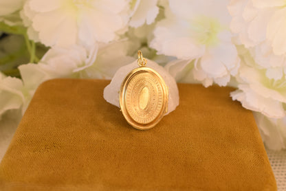 Antique 19th Century Gold Plated Sterling Silver Locket – Oval Photo Locket – Victorian Keepsake Pendant