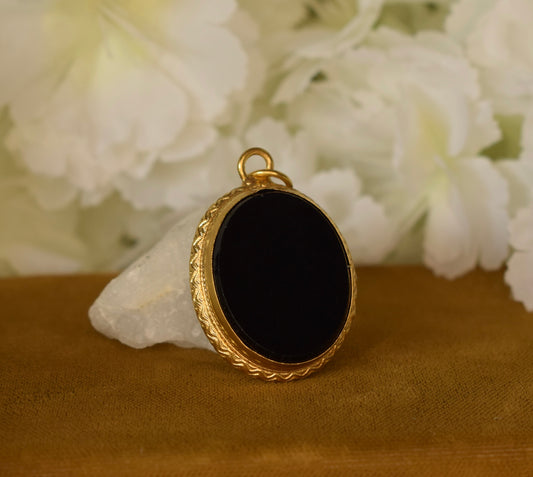 Antique 19th Century Black Onyx Locket – Gilt Brass Oval Photo Locket – Victorian Keepsake Pendant
