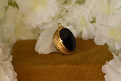Antique 19th Century Black Onyx Locket – Gilt Brass Oval Photo Locket – Victorian Keepsake Pendant