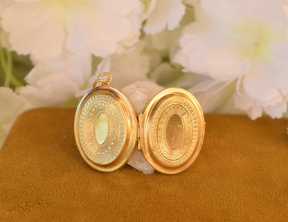 Antique 19th Century Gold Plated Sterling Silver Locket – Oval Photo Locket – Victorian Keepsake Pendant