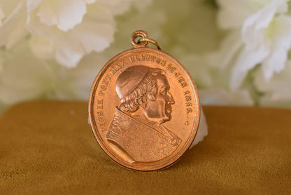 Antique Religious Medal Bronze Pius IX Martyrs of Japan 1862 Canonization Pendant Catholic Vatican 19th Century