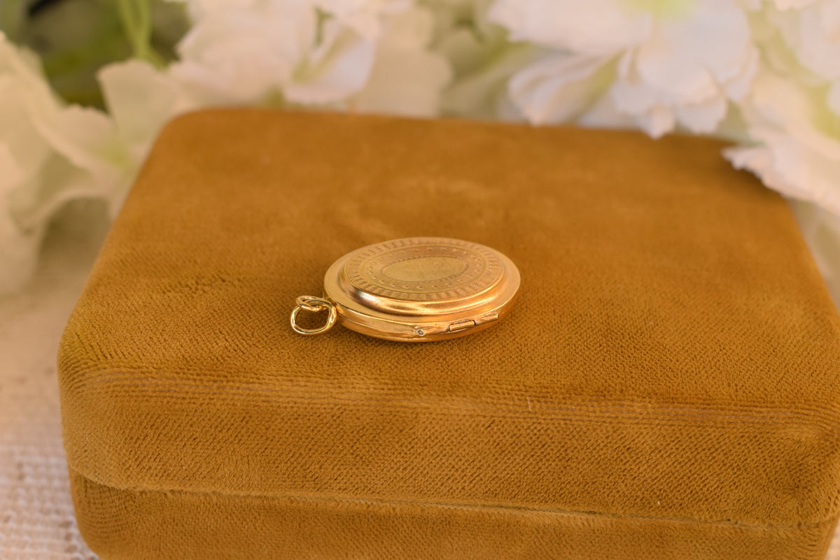 Antique 19th Century Gold Plated Sterling Silver Locket – Oval Photo Locket – Victorian Keepsake Pendant