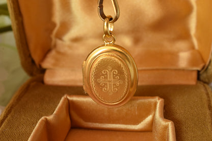 Antique Victorian Oval Locket, 24k Gold Plated, Engraved Cross Pendant, Photo Locket with Removable Glass, 1880s Keepsake