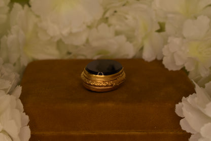 Antique 19th Century Black Onyx Locket – Gilt Brass Oval Photo Locket – Victorian Keepsake Pendant