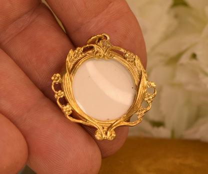 Antique Art Nouveau Photo Locket – Gilt Metal – Circa 1900 – Domed Glass