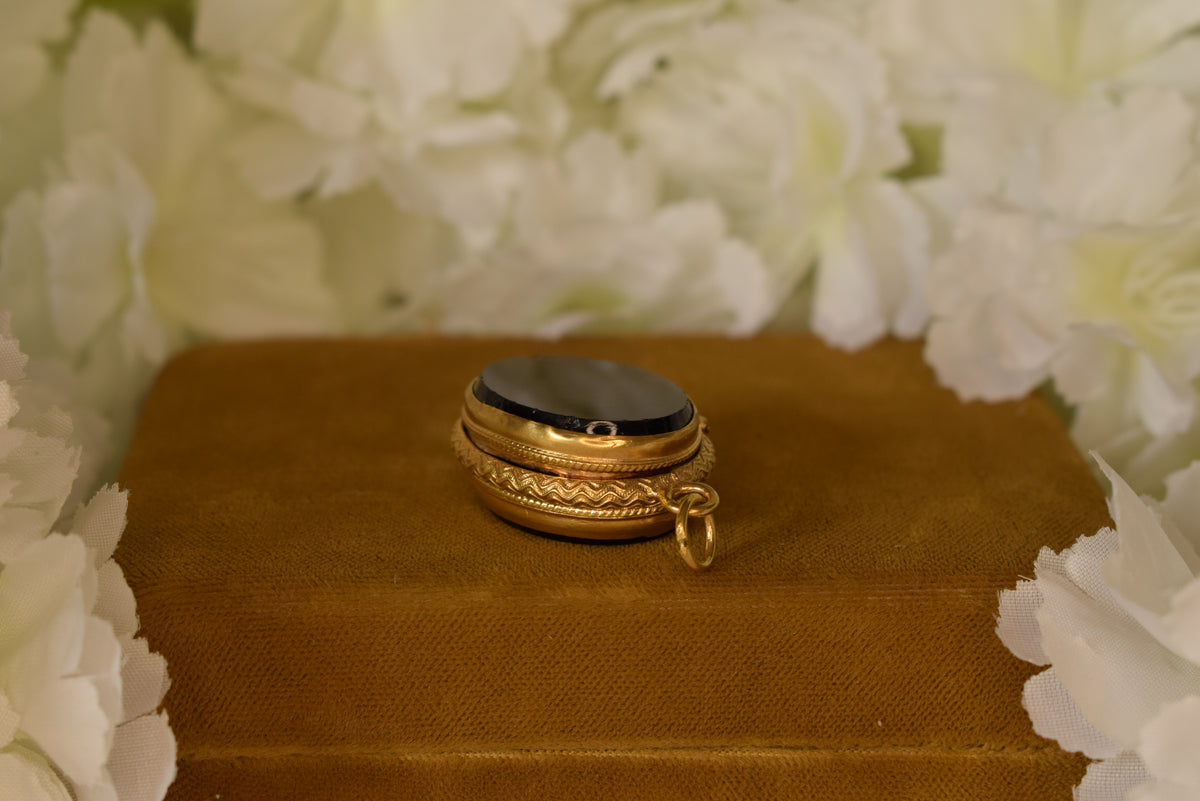 Antique 19th Century Black Onyx Locket – Gilt Brass Oval Photo Locket – Victorian Keepsake Pendant