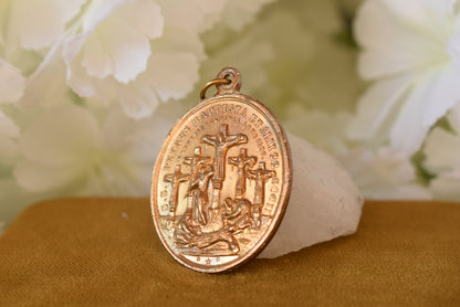Antique Religious Medal Bronze Pius IX Martyrs of Japan 1862 Canonization Pendant Catholic Vatican 19th Century