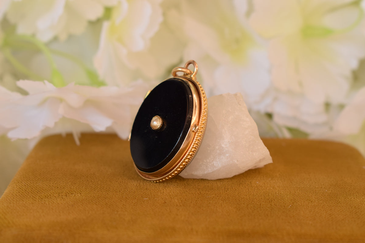 Antique 19th Century Black Onyx Pearl Locket – Gold Plated Brass Photo Locket – Victorian Keepsake Pendant
