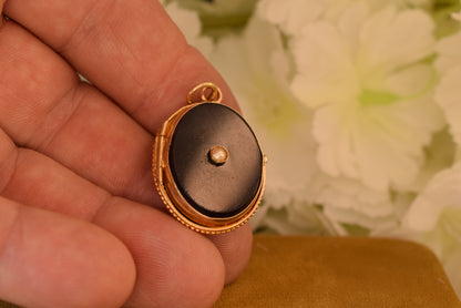 Antique 19th Century Black Onyx Pearl Locket – Gold Plated Brass Photo Locket – Victorian Keepsake Pendant