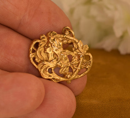 Antique Art Nouveau Pendant – Lady & Flowers – Gold Plated Metal – French Belle Époque c.1900
