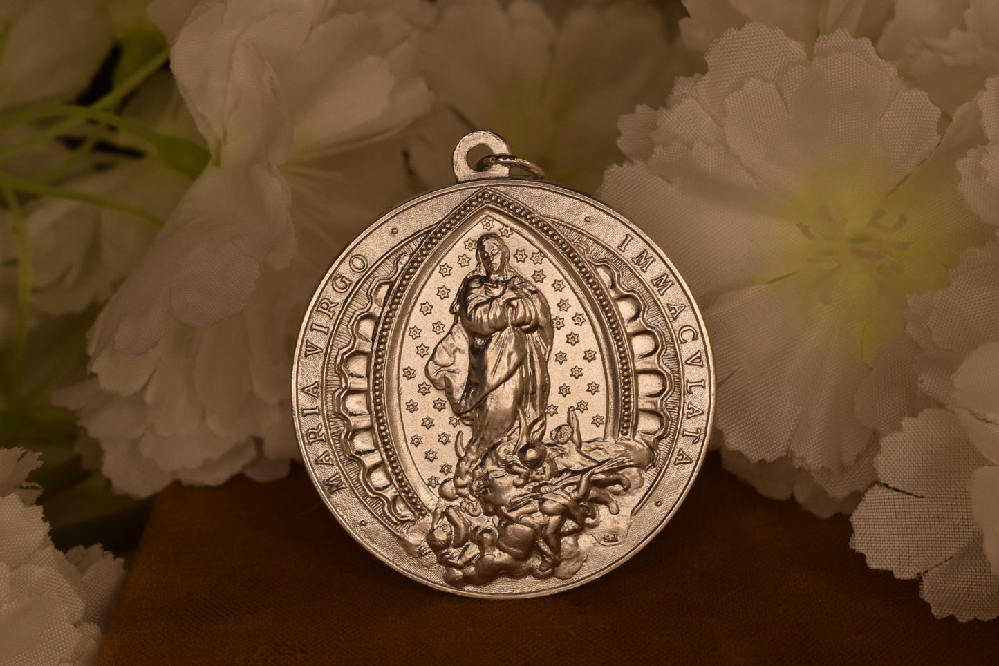 Antique Silvered Bronze Immaculate Virgin Mary Medal – Religious Pendant Gothic Revival Late 19th Early 20th Century – Maria Virgo Immaculata