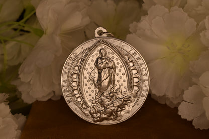 Antique Silvered Bronze Immaculate Virgin Mary Medal – Religious Pendant Gothic Revival Late 19th Early 20th Century – Maria Virgo Immaculata