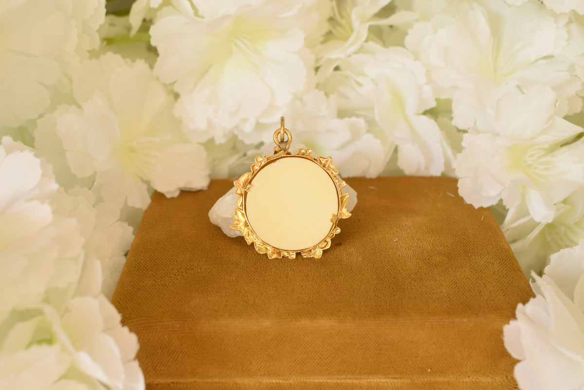 Antique Art Nouveau Photo Locket c.1900 – Gold Plated Brass – Ivy Leaf Design – Domed Glass & Bone Back – French Pendant