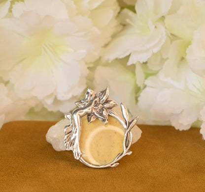 Antique Art Nouveau Sterling Silver 925 Photo Locket Pendant, Floral Design, Glass and Bone Back, C.1900
