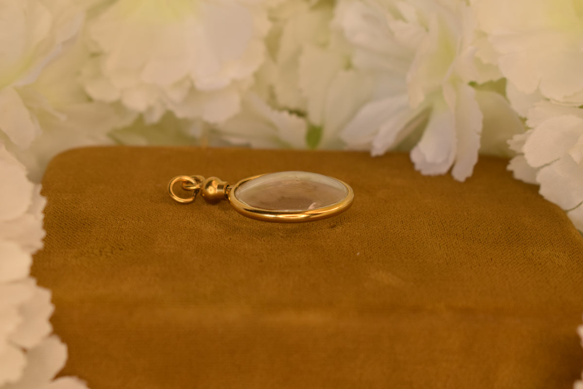 Antique Photo Locket c.1900 Gold Plated Metal – Very Domed Glass Pendant – Victorian Edwardian Keepsake Locket