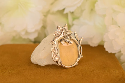 Antique Art Nouveau Sterling Silver 925 Photo Locket Pendant, Floral Design, Glass and Bone Back, C.1900