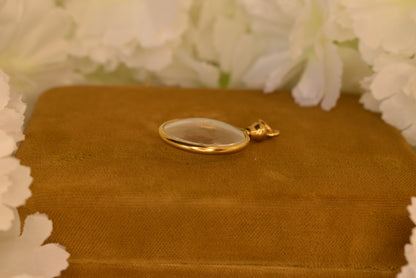 Antique Photo Locket c.1900 Gold Plated Metal – Very Domed Glass Pendant – Victorian Edwardian Keepsake Locket