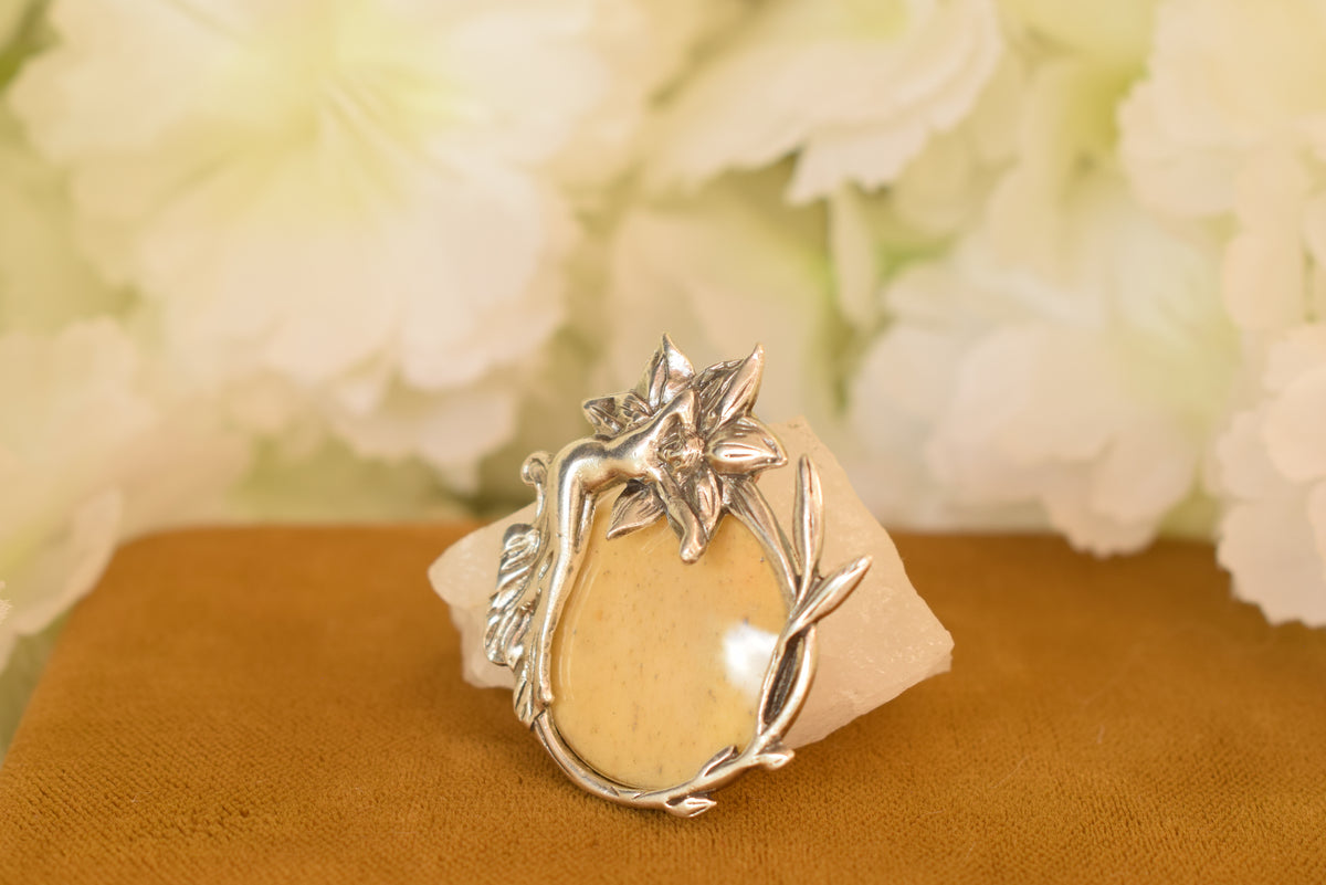 Antique Art Nouveau Sterling Silver 925 Photo Locket Pendant, Floral Design, Glass and Bone Back, C.1900