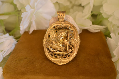 Cherub Angel Oval Medallion Pendant, Gold-Plated Metal, Openwork Filigree Baroque Renaissance Revival Style, Vintage Jewelry