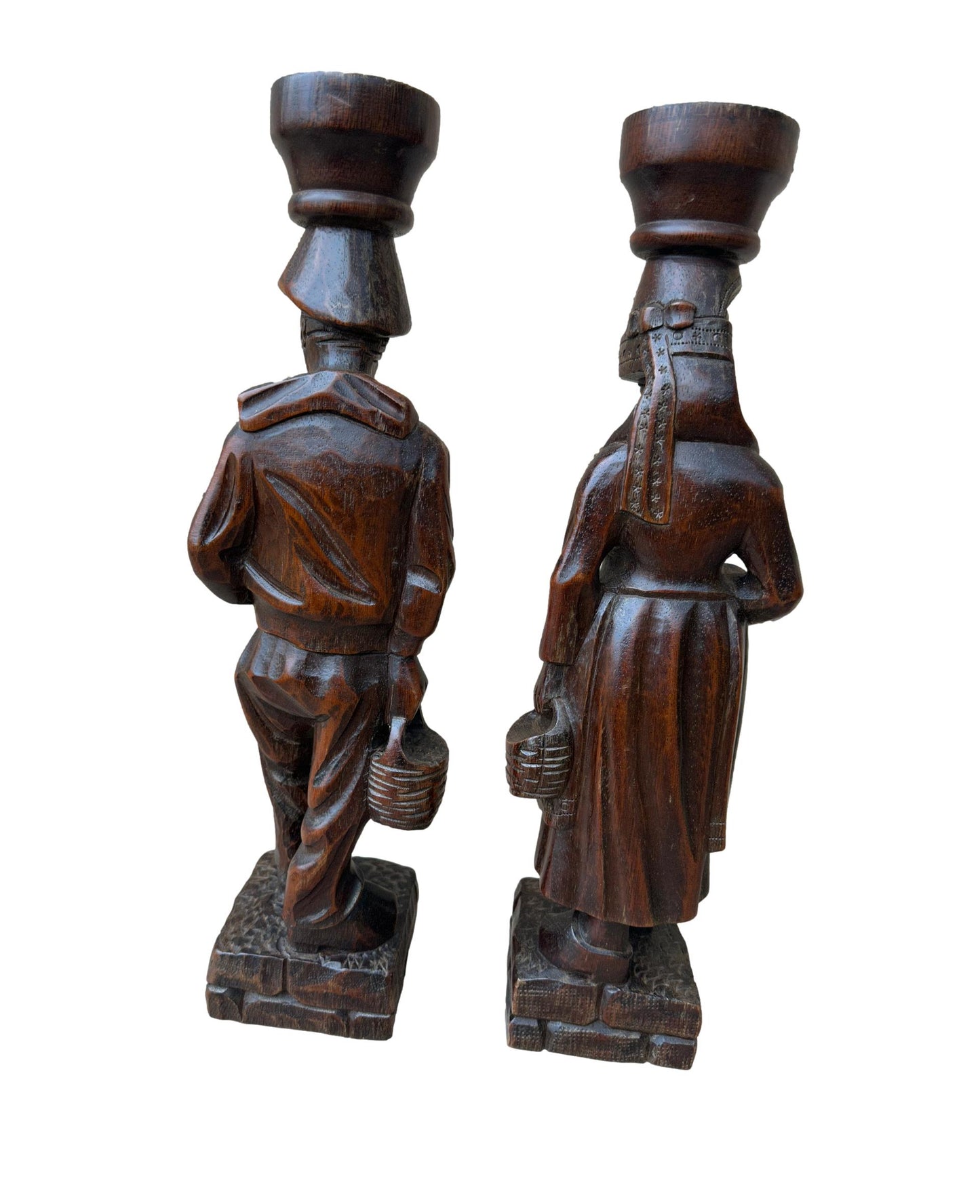 Breton wood sculptures, pair of decorative antique columns for a refined interior