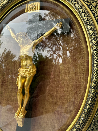 Exceptional Napoleon III Oval Religious Frame – Gold Leaf Christ & Original Domed Glass (c. 1880)