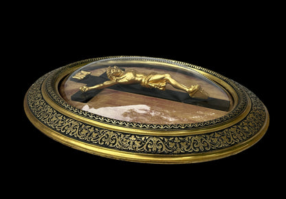 Exceptional Napoleon III Oval Religious Frame – Gold Leaf Christ & Original Domed Glass (c. 1880)