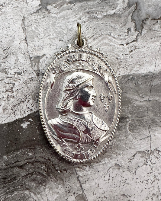 BEAUTIFUL silver-plated Saint Joan of Arc Pendant