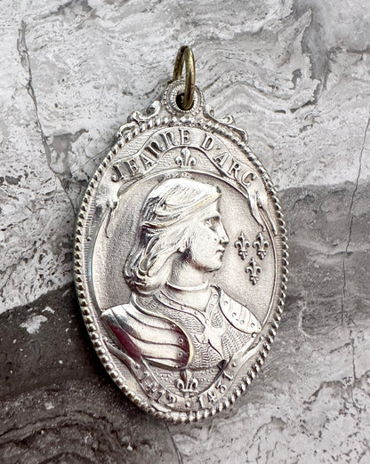 BEAUTIFUL silver-plated Saint Joan of Arc Pendant