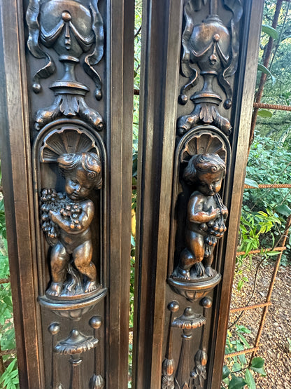 French Pair of Hand-Carved Renaissance Style Wooden Columns, Architectural Salvage, Neo-Renaissance Furniture 1940s