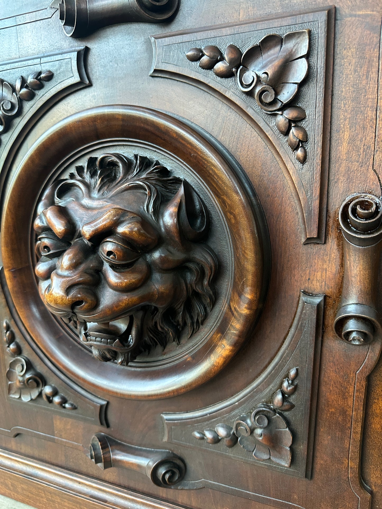 Architectural Lion Hand Carved Walnut Oak Wood