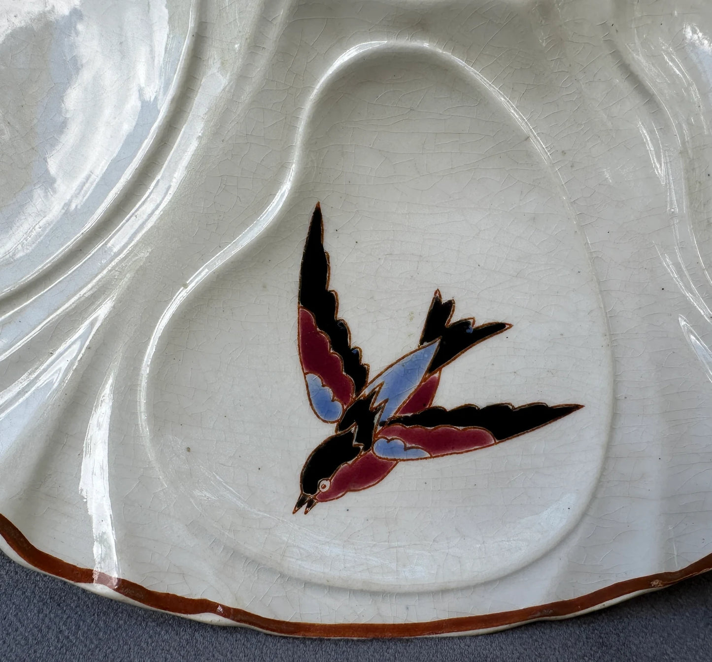 Longwy "Bengali"  Majolica Scalloped Oyster Plate